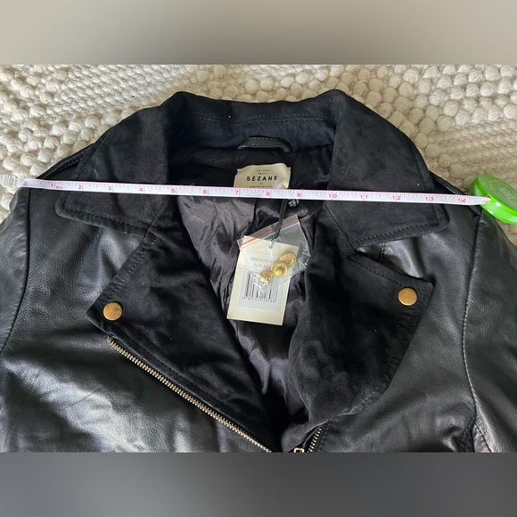 Sezane Black Leather Moto Jacket Size M Full Zip Retro Classic NWT Timeless - Picture 12 of 13